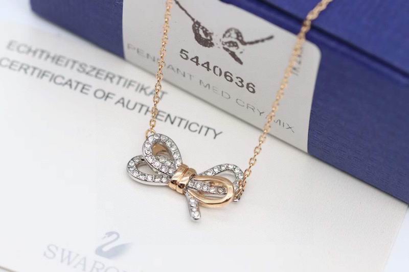Swarovski Necklace 06yxh11
